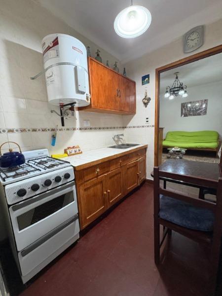Depto 1 amb, 23m² en La Perla, primer piso sin ascensor