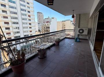 Departamento · 163m² · 4 Ambientes · 1 Cochera · Divino 4 Ambientes con Balcon Aterrazado - Lavadero y Dependencia - Cochera