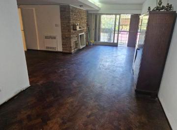 Departamento de 4 ambientes, Ciudad de Mendoza · Amplio Semi Piso en El Corazón de La Ciudad – ¡Tu Nuevo Hogar en Av San Martín 1351!