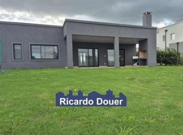 Casa · 170m² · 4 Ambientes · 1 Cochera · Casa en Venta a Estrenar en El Cantón, Escobar, G. B. a. Zona Norte