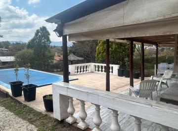 Casa · 144m² · 4 Ambientes · Casa Tres Dormtorios con Pileta - a m del Rio - Siquiman