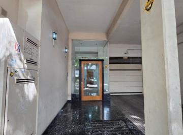 Departamento · 27m² · 1 Ambiente · 1 Cochera · Monoambiente Amplio Divisible con Patio + Cochera – Lourdes