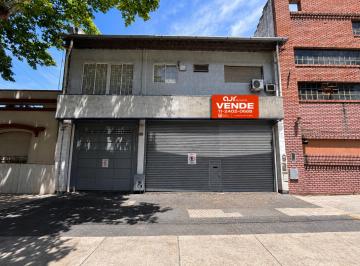Bodega-Galpón de 6 ambientes, Villa Urquiza · Galpón con Vivienda + Mixtura B3 – Gran Oportunidad. (16) Cocheras. 12x40. - 611 Cubiertos