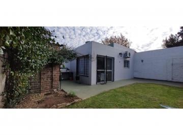 PH · 100m² · 4 Ambientes · PH Tipo Casa 4 Ambientes Impecable! en Haedo Chico *apto Credito*