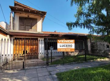 Casa · 120m² · 4 Ambientes · Chalet 4 Ambientes Impecable