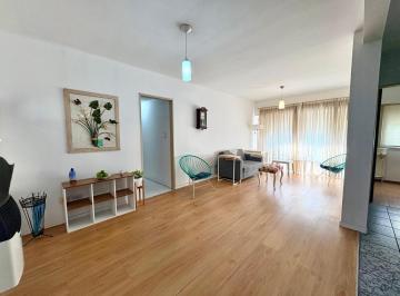Departamento · 82m² · 5 Ambientes · Departamento 3 Dorm. con Escritorio y Balcón Sobre Av Nstr. Sra. del Rosario
