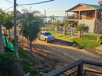 Casa · 352m² · 4 Ambientes · 2 Cocheras · Casa en Paso de La Patria