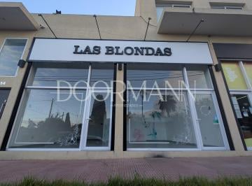 Local comercial · 68m² · Local en Alquiler Benavidez Centro