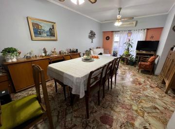 Departamento · 63m² · 3 Ambientes · Conectá con La Vida Urbana Desde Tu Nuevo Hogar en Avellaneda Centro.