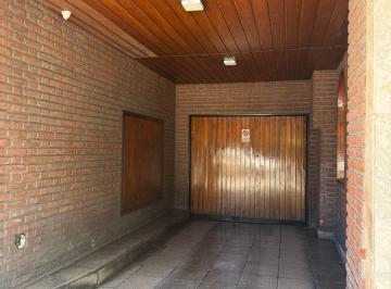 Garage , Mar del Plata · Vendo Cochera en Planta Baja Para Auto Grande No Ram. Edificio con Portón Automático y Entrada Ramp