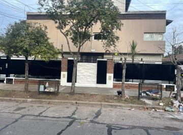 Departamento · 85m² · 4 Ambientes · 1 Cochera · Venta | Duplex | 4 Ambientes | con Renta | Monte Grande