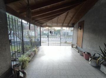 Casa · 115m² · 4 Ambientes · 1 Cochera · Venta | Casa | 4 Ambientes | Lanús