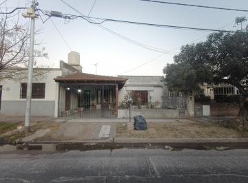 Casa · 115m² · 4 Ambientes · 1 Cochera · Venta | Casa | 4 Ambientes | Lanús