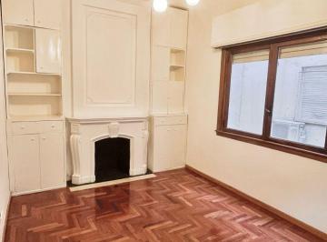 Departamento de 2 ambientes, Palermo · Retasado! Excelente Inversión! Ambiente Dividido Reciclado a Nuevo