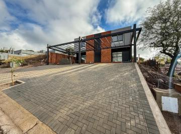 PH · 165m² · 5 Ambientes · 2 Cocheras · Duplex en Las Marias - Villa Allende