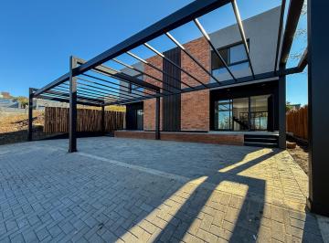 PH · 165m² · 5 Ambientes · 2 Cocheras · Duplex en Las Marias - Villa Allende