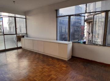 Departamento · 91m² · 4 Ambientes · Departamento en Centro