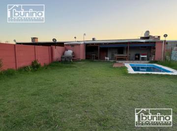 Casa · 78m² · 4 Ambientes · Casa en Venta en Ibarlucea - 2 Dorm.