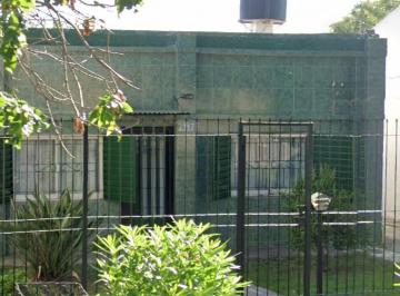 Casa · 77m² · 4 Ambientes · 23 Nº2147 Entre 75 y 76
