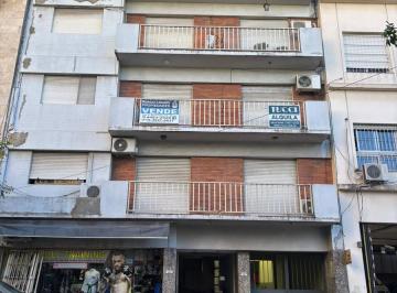 Departamento · 46m² · 2 Ambientes · 1 Cochera · Alquiler de Departamento de 2 Ambientes en El Centro de Moron con Cochera