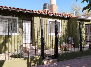 Casa de 4 ambientes, Godoy Cruz · Casa en Venta en Barrio San Ignacio, Godoy Cruz