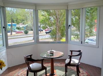 Foto1 · Apartamento de 3 Dorm. y Servicio en Venta en Punta del Este, Av Roosevelt