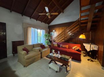 Casa de 4 ambientes, La Matanza · Duplex en Venta de 4 Ambientes en Ramos Mejia