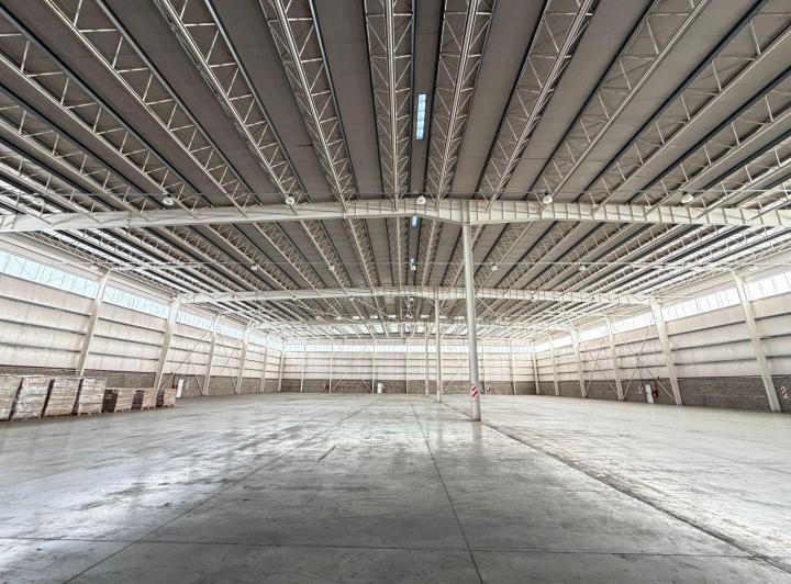 Bodega-Galpón · 6m² · 20 Cocheras