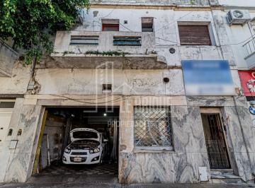 Casa · 254m² · 7 Ambientes · 2 Cocheras · Lote Propio de 8.66x17.32