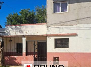 Casa de 3 ambientes, Merlo · Venta de Casa + Departamento en Merlo