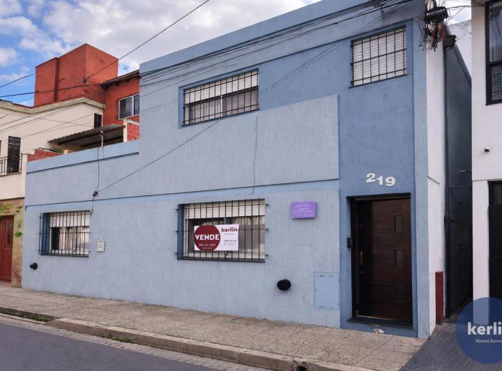 Casa · 82m² · 5 Ambientes