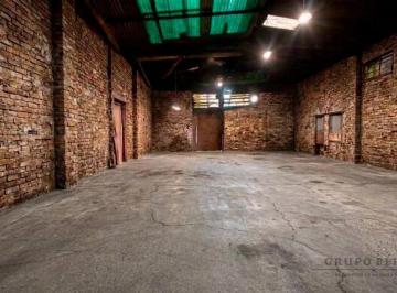 Bodega-Galpón · 340m² · 1 Cochera · Galpón 340 m² Para Producción o Taller – Temperley Alquiler