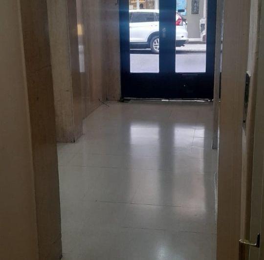 Monoambiente con Dormitorio en Altillo
