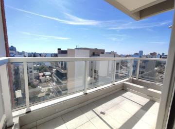 Departamento de 1 ambiente, Caballito · Cómodo Ambiente Luminoso con Balcón y Vista Abierta en Edificio de Calidad
