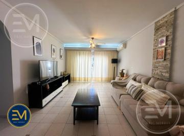 Departamento · 92m² · 4 Ambientes · 1 Cochera · Departamento en Almagro Norte