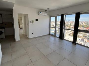 Departamento · 48m² · 2 Ambientes · 1 Cochera · Alquiler Departamento en El Centro de Comodoro