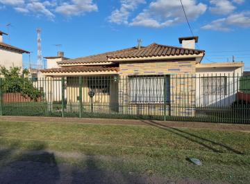 Casa · 303m² · 4 Ambientes · 2 Cocheras · Venta Casa 4amb - Apta Credito - Jose C. Paz