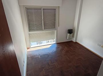 WhatsApp Image 2026-03-31 at 15.10.35 (2).jpeg · Se Alquila Duplex de 2 Dorm.!