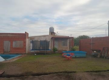 Casa · 95m² · 5 Ambientes · Casa en Junin con Cabaña y Pileta