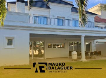 Casa · 320m² · 6 Ambientes · 6 Cocheras · Casa en Ciudad Evita - Barrio Cerrado - 4 Dorm.