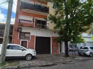 Departamento de 2 ambientes, General San Martín · Venta Depto 2 Amb 2*piso Living - Comedor - Dorm. C/placard, Baño. Cocina
