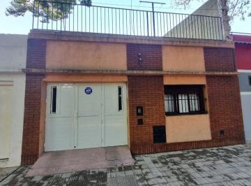 Casa · 94m² · 4 Ambientes · Casa en Echesortu