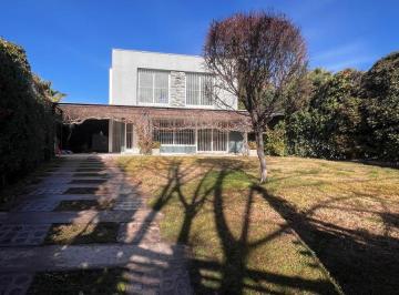 Casa de 2 ambientes, La Puntilla · Casa en Venta en Barrio Mirador Sur