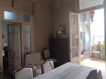 PH · 112m² · 3 Ambientes · 112 m² Sup. Total 3 Amb y 1/2 Al Frente con Balcón, 1ero X Escalera.