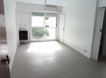 Departamento · 66m² · 3 Ambientes · Doblas y Formosa, "A Nuevo", 1er Piso C/frente "Super Luminoso", Ambos Dorm. con Placard. Piso