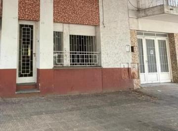 Casa · 140m² · 4 Ambientes · 1 Cochera · Casa en 2 Plantas en Venta