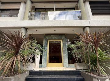 Departamento de 6 ambientes, La Plata · Departamento de 145 m² con 3 Dorm. en Alquiler en La Plata