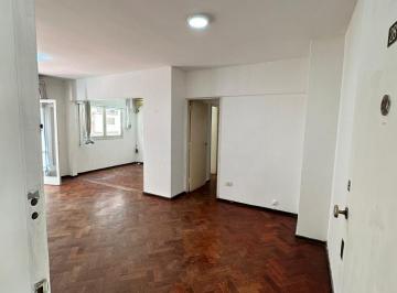 Departamento de 3 ambientes, Ciudad de Mendoza · Amplio Dpto. 2 Dorm. con Terraza