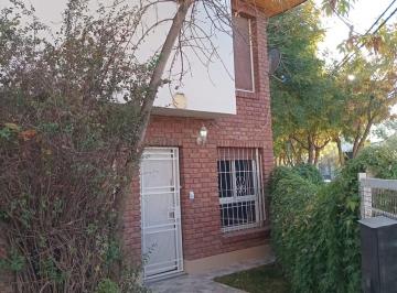 PH de 4 ambientes, Neuquén · Duplex Barrio Petroleros Privados