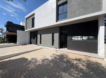 Casa · 150m² · 4 Ambientes · 2 Cocheras · Docta Boulevard Dúplex 3 Dorm 3 Baños